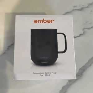NIB ember Temperature Control Mug - Black - 10oz
